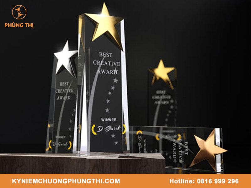 Kỷ niệm chương Phùng Thị nhận đặt làm cúp vinh danh theo yêu cầu tại TPHCM 2 Cúp vinh danh